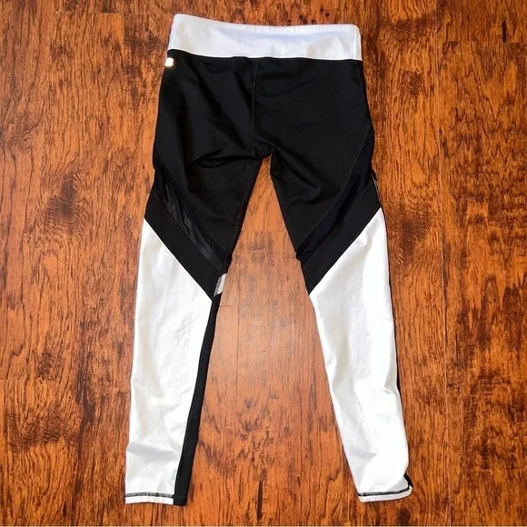 Fabletics Leggings Workout Pants Yoga Pants, Ankle Length, Size Small - Picture 2 of 8